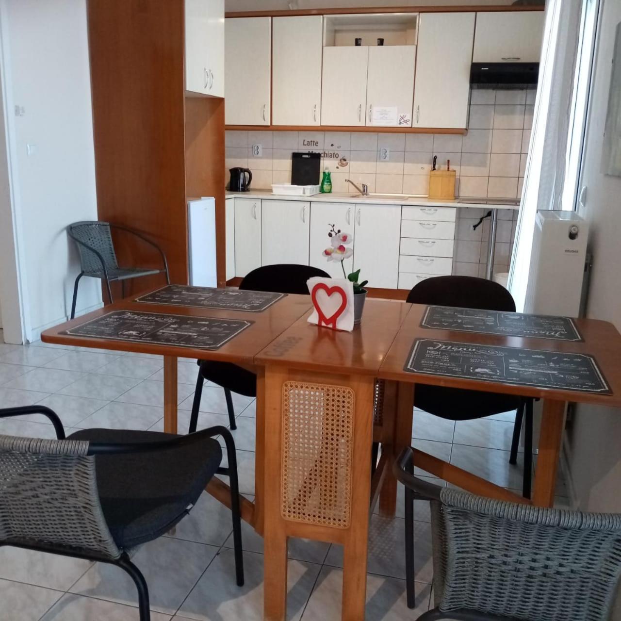 Apartment By The Beach With Amazing Sea View Peraía Dış mekan fotoğraf