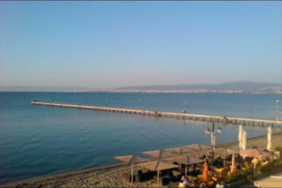 Apartment By The Beach With Amazing Sea View Peraía Dış mekan fotoğraf